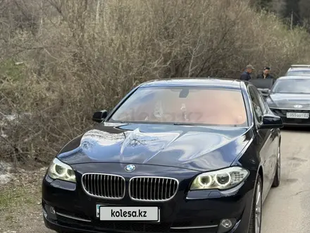 BMW 528 2011 года за 10 600 000 тг. в Алматы – фото 32