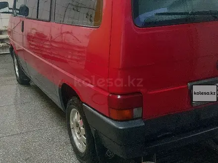 Volkswagen Multivan 1995 года за 4 000 000 тг. в Костанай