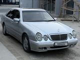 Mercedes-Benz E 320 2001 года за 3 500 000 тг. в Кульсары – фото 3