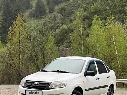 ВАЗ (Lada) Granta 2190 2014 года за 3 200 000 тг. в Астана