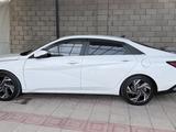 Hyundai Elantra 2023 года за 8 400 000 тг. в Алматы