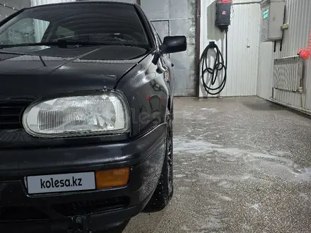 Volkswagen Golf 1993 года за 2 000 000 тг. в Макинск – фото 3