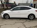 Hyundai Elantra 2018 годаfor8 700 000 тг. в Алматы