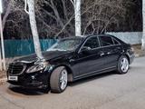 Mercedes-Benz E 350 2013 года за 13 880 000 тг. в Усть-Каменогорск – фото 3