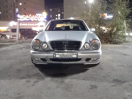 Mercedes-Benz E 280 2000 года за 5 800 000 тг. в Алматы – фото 10