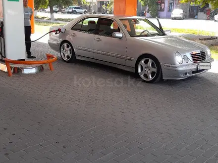 Mercedes-Benz E 280 2000 года за 5 800 000 тг. в Алматы – фото 14