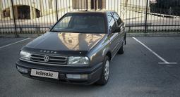 Volkswagen Vento 1993 годаfor2 100 000 тг. в Караганда