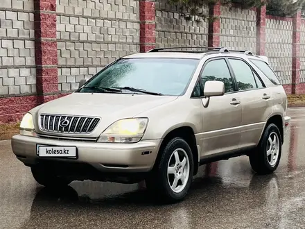 Lexus RX 300 2002 года за 5 500 000 тг. в Алматы