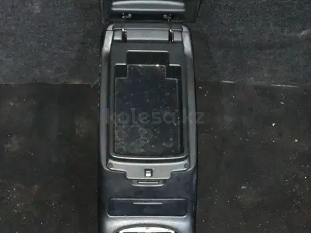 Подлокотник Lexus Es 300- за 1 000 тг. в Алматы – фото 2