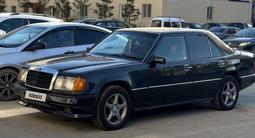 Mercedes-Benz E 300 1992 года за 1 450 000 тг. в Астана – фото 2