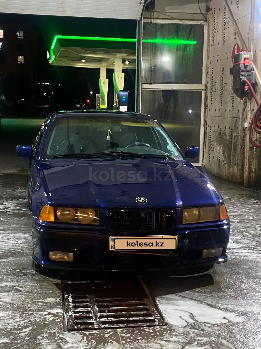 BMW 3 Series, 1993