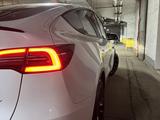 Tesla Model Y 2022 года за 14 900 000 тг. в Алматы – фото 5