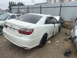 Toyota Camry 2015 года за 2 222 332 тг. в Уральск – фото 2