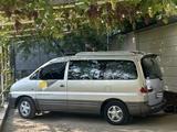 Hyundai Starex 2003 годаfor3 150 000 тг. в Шымкент – фото 3