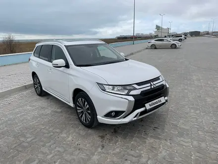 Mitsubishi Outlander 2022 года за 13 000 000 тг. в Актау – фото 3