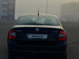 Skoda Rapid 2015 года за 4 500 000 тг. в Усть-Каменогорск – фото 2