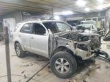 Toyota Fortuner 2008 года за 2 000 000 тг. в Алматы – фото 2