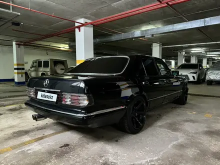 Mercedes-Benz S 260 1991 года за 20 000 000 тг. в Караганда – фото 3