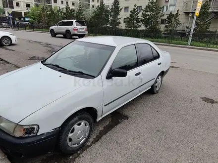 Nissan Sunny 1991 года за 850 000 тг. в Астана – фото 2