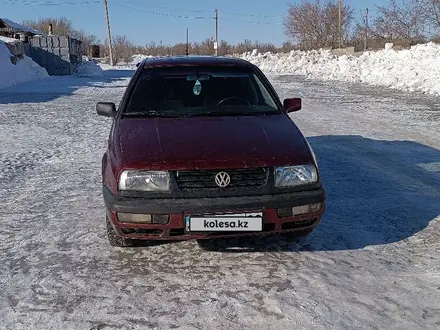Volkswagen Vento 1993 года за 1 500 000 тг. в Караганда
