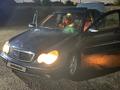 Mercedes-Benz C 200 2002 годаfor2 700 000 тг. в Алматы – фото 3