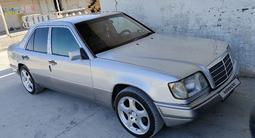 Mercedes-Benz E 280 1992 годаfor2 800 000 тг. в Шымкент – фото 3