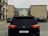 Toyota Sienna 2018 года за 12 500 000 тг. в Кульсары – фото 4
