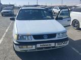 Volkswagen Passat 1994 года за 850 000 тг. в Атырау