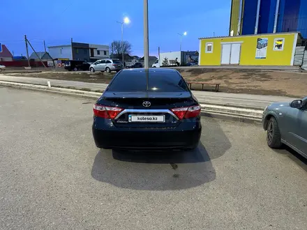 Toyota Camry 2016 года за 9 200 000 тг. в Уральск – фото 7