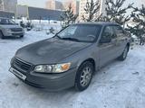 Toyota Camry 2001 года за 3 000 000 тг. в Усть-Каменогорск