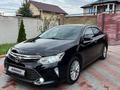 Toyota Camry 2014 года за 9 500 000 тг. в Актобе – фото 3