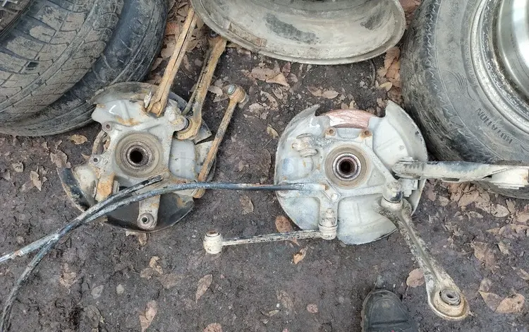 Задние ступицы за 10 000 тг. в Алматы