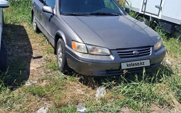 Toyota Camry 1999 годаүшін2 500 000 тг. в Шымкент