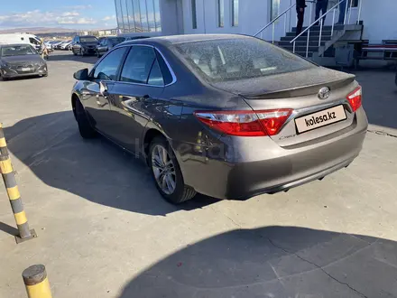 Toyota Camry 2017 года за 10 000 000 тг. в Уральск – фото 32