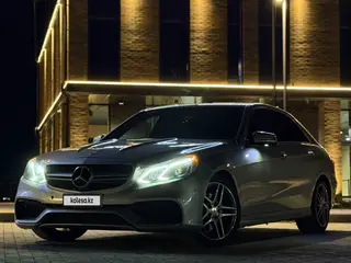 Mercedes-Benz E 400