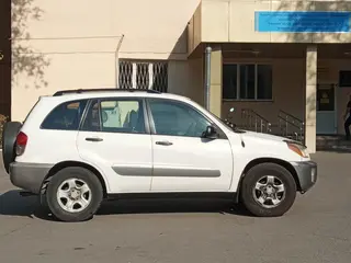 Toyota RAV4, 2003