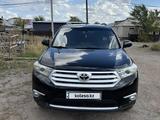 Toyota Highlander 2011 года за 10 500 000 тг. в Астана – фото 2