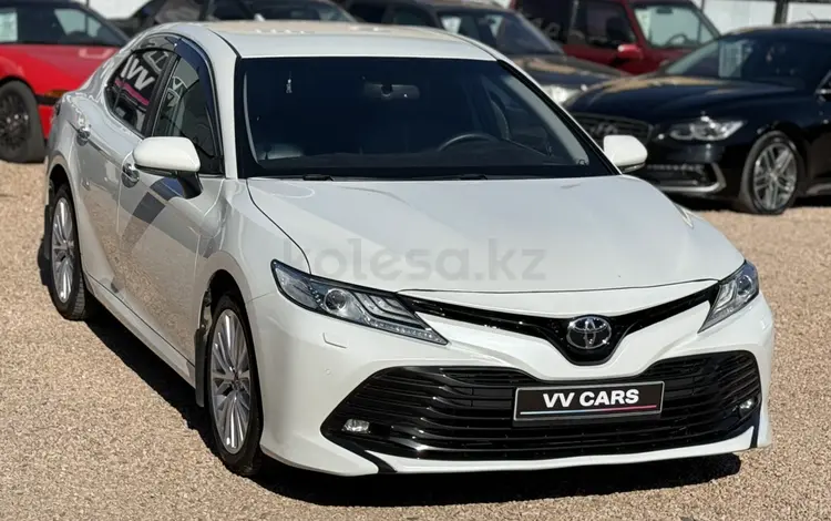 Toyota Camry 2020 года за 12 500 000 тг. в Кокшетау