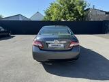Toyota Camry 2010 годаүшін7 000 000 тг. в Шымкент – фото 2
