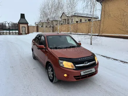 ВАЗ (Lada) Granta 2190 2013 года за 2 770 000 тг. в Караганда