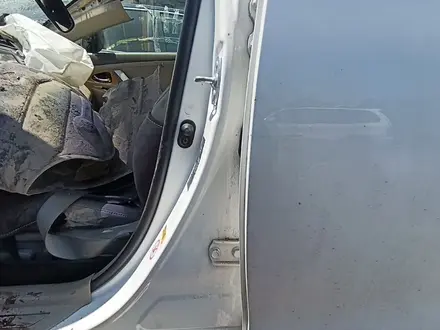 Стойка двери центральная левая Toyota Camry 40-45 за 120 000 тг. в Тараз