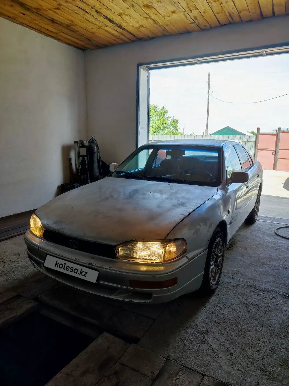 Toyota Camry, 1992