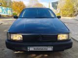 Volkswagen Passat 1990 годаfor650 000 тг. в Тараз