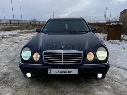 Mercedes-Benz E 280 1998 года за 3 200 000 тг. в Шымкент