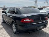 Skoda Superb 2011 года за 3 800 000 тг. в Караганда – фото 4