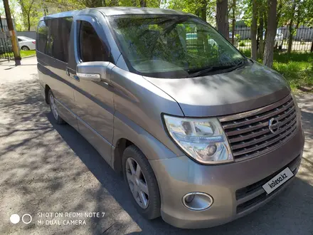 Nissan Elgrand 2006 года за 7 000 000 тг. в Караганда – фото 2