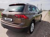 Volkswagen Tiguan 2018 года за 10 600 000 тг. в Астана – фото 4