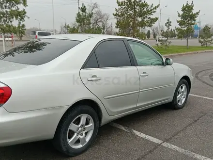 Toyota Camry 2005 года за 5 400 000 тг. в Тараз – фото 6