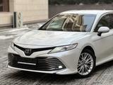 Toyota Camry 2018 годаfor14 500 000 тг. в Алматы – фото 2