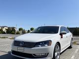 Volkswagen Passat 2013 года за 4 000 000 тг. в Актау